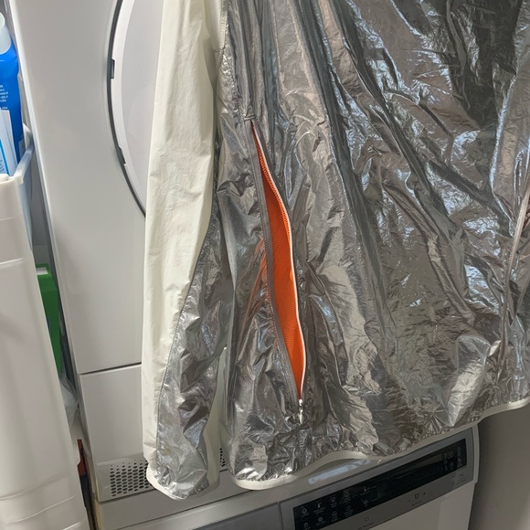 TORY SPORT Lightweight Running Jacket - TORY BURCH - Picture 3 of 7